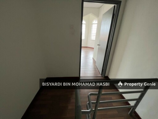24'x70' Sq.Ft FREEHOLD End Lot Extra Land 2.5 Storey Terrace House Taman Salak Perdana, Bandar Baru Salak Tinggi, Sepang.