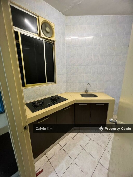 Menara Menjalara, Condominium