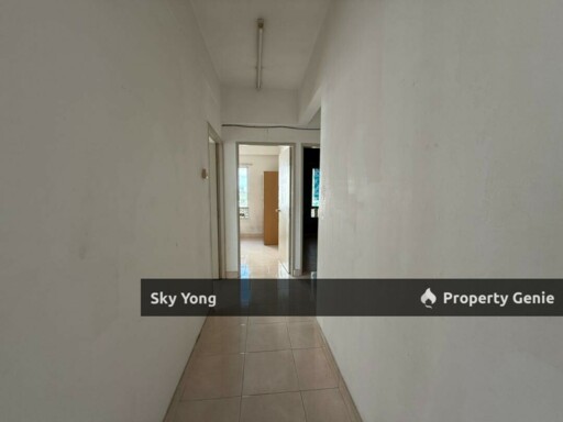 Sea View Tower Partially furnished For Rent