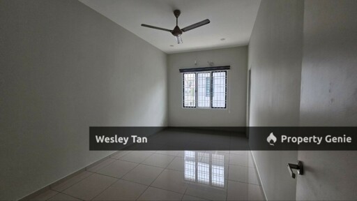 One Krubong Below Value 2 Storey Terrace Freehold Partly Furnished 4br