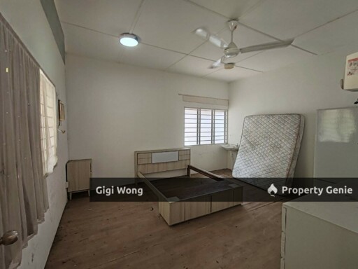 Double Storey Terrace House Taman Bukit Senjuang