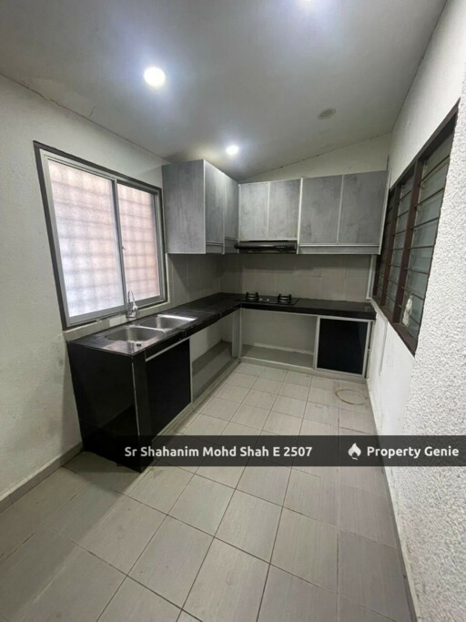SINGLE STOREY TAMAN SRI SERDANG SELANGOR.