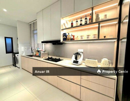 [Renovated End Lot Unit] Double Storey Terrace House Sejati Lakeside Cyber 10 Cyberjaya