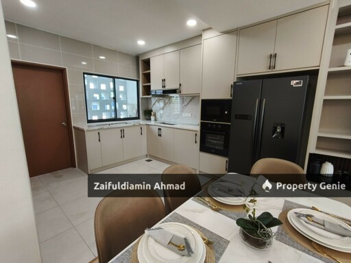 Spacious Aludra Cyberjaya, Unfurnished with Playground Facilities