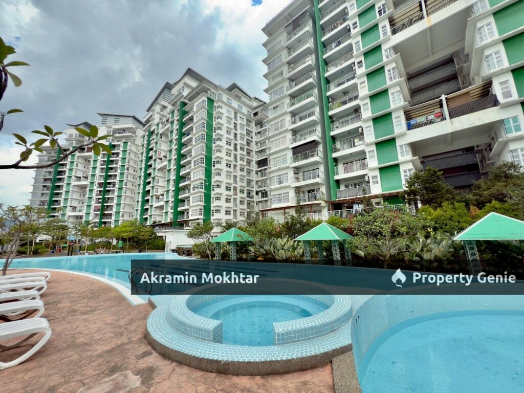 Corner Unit & 2 Covered Parking | D’Pines Condominium, Taman Nirwana, Ampang Selangor .