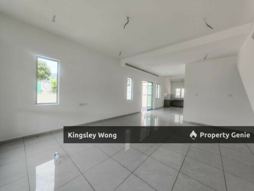Bercham Brand New Double Storey House Free SPA Near Bercham Main Street