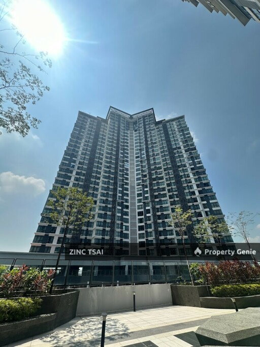 Gems Residences IOI Resort City Putrajaya Condominium Auction | 4 Bedrooms | Near IOI City Mall