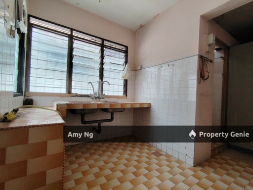 Double Storey Endlot Pengkalan For Sale