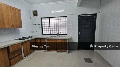 Below Value Cheng Baru 2 Storey Freehold 22x70 Extended Rooms & Kitchen Partly Furnished