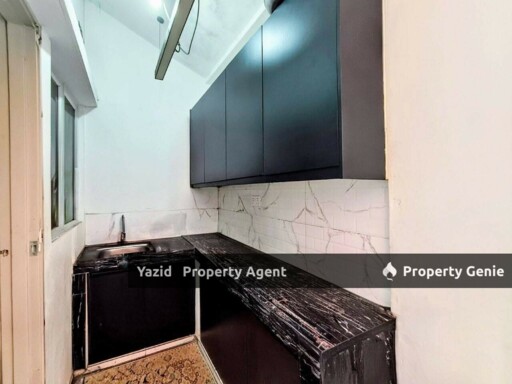 Double Storey, Taman Azalea, Bkt Rahman Putra