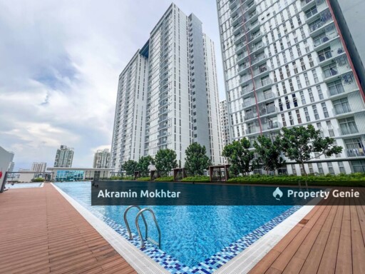 Freehold & 1 Parking | Lakefront Homes Condominium, Cyberjaya