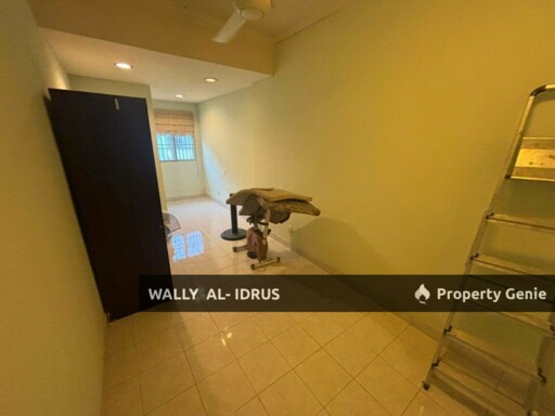Double Storey Terrace House @ Taman Bukit Subang, Shah Alam