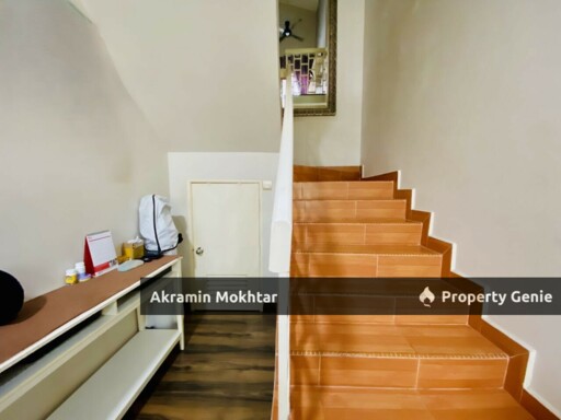 RENOVATED | TAMAN RIANA UKAY 2 STOREY TERRACE CORNER LOT