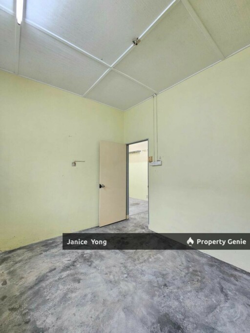 Taman Johor Jaya Jalan Anggerik