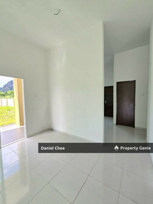 Ipoh Gunung Rapat Single Storey Corner House With Big Side Land For Sale
