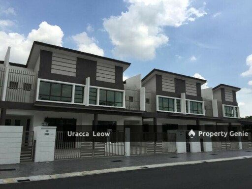 Lake Residence townhouse for sale