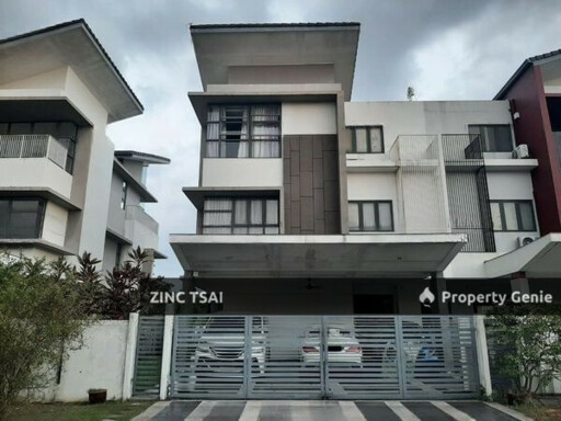 3 Storey Semi D @ Cahaya Alam🔥Save RM 313,000🔥9 mins drive to LRT Alam Megah🔥7 mins drive to AEON Shah Alam