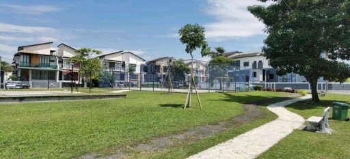 FREEHOLD 2 Storey Semi-Detached with Basement
