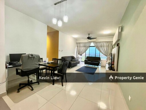 Seri Austin Residence High Floor Corner Unit