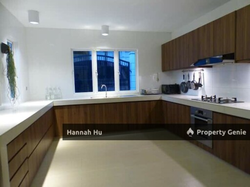 Well Maintained Bungalow in PJ
