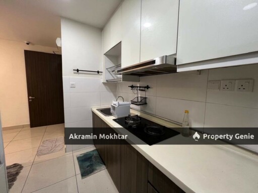 Freehold, Level 2, Renovated, Partially Furnished & 3 Parking | Condominium Maisson by the Park, Ara Damasara