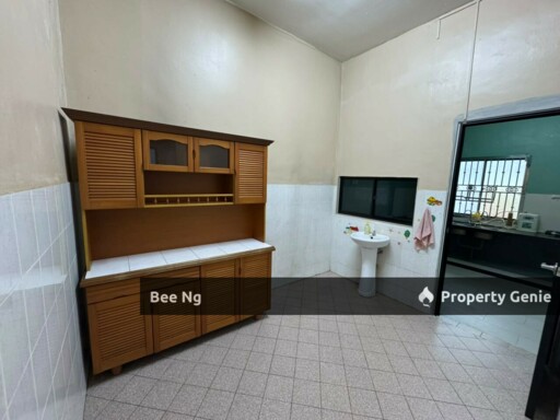 Taman Pulai Utama / 2 Storey Terrace / Unblock / Full Loan