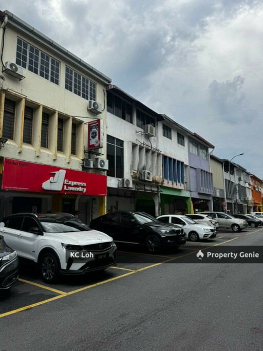 Taman Melawati First Floor Shop Office