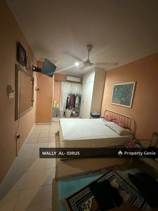 Semi D Renovated with Extra Large Land @ Section 7 Shah Alam