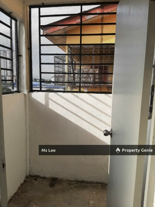 Rumah Pangsa Citra @ Taman Kajang Utama - Block Citra 5 Tingkat 4 top floor - Ready unit