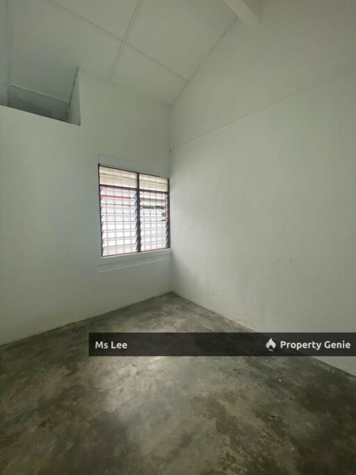 1 storey house-Taman Jayamas (Taman Cuepacs) @ Seremban-Ready Now