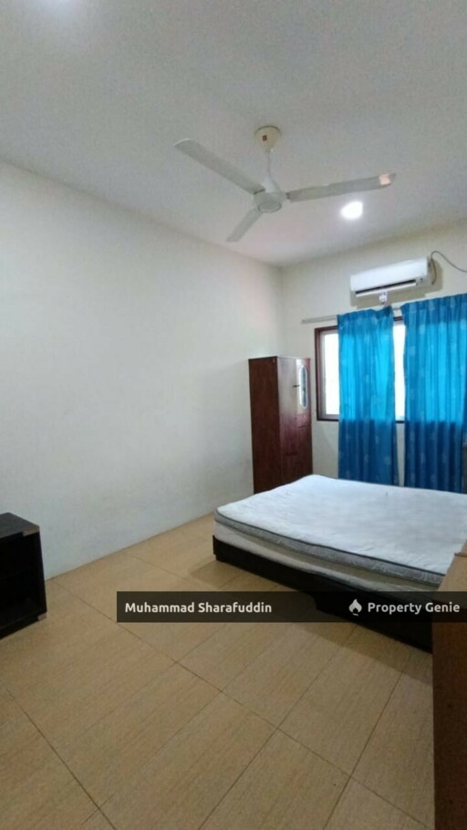 DOUBLE STOREY TERRACE BATU HITAM BESERAH KUANTAN.