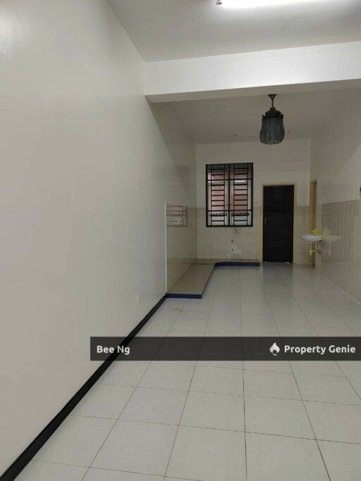 Taman Aman Larkin / 2.5 Storey Terrace G&G