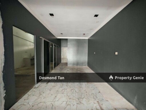 Seremban 2 Centrio Facing Mainroad Gfloor (Below Market Value), Ikon, Uptown Avenue, Plazo S2 Height
