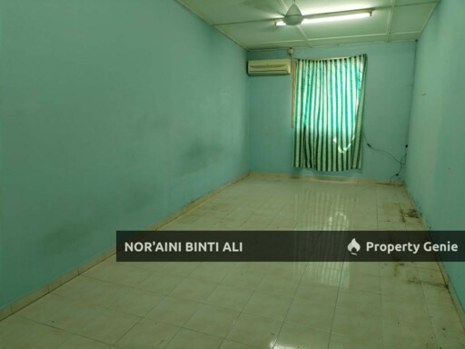 TERES SETINGKAT (EXTENDED) UNTUK DIJUAL.   📍Chengal Lempong, Kuantan  HARGA TAWARAN : RM 275,000 (nego)