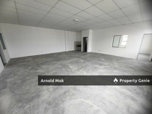 1.5 Storey Semi-D Factory @ Senai Idaman for Rent