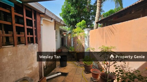 Single Extended Bungalow 4,682sqft 4 Rooms Fully Frunished 43x109 Bumi Lot