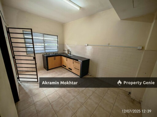 HOT AREA, AFFORDABLE, ] 2 Sty Taman Prima Tropika, Seri Kembangan