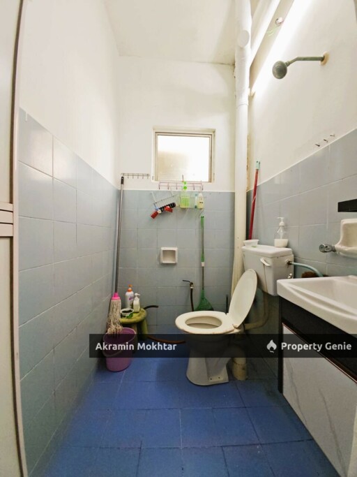 GROUND FLOOR & RENOVATED | SRI MELOR APARTMENT UKAY PERDANA
