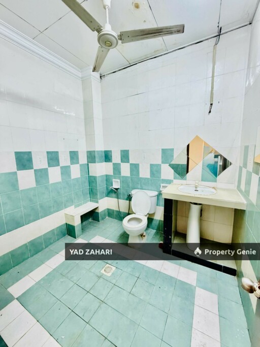 Cahaya Alam U12, Shah Alam | 2-Storey Terrace 4 Bedrooms | RM650K - Renovated Unit with Extended Hall and 4mins to Shop