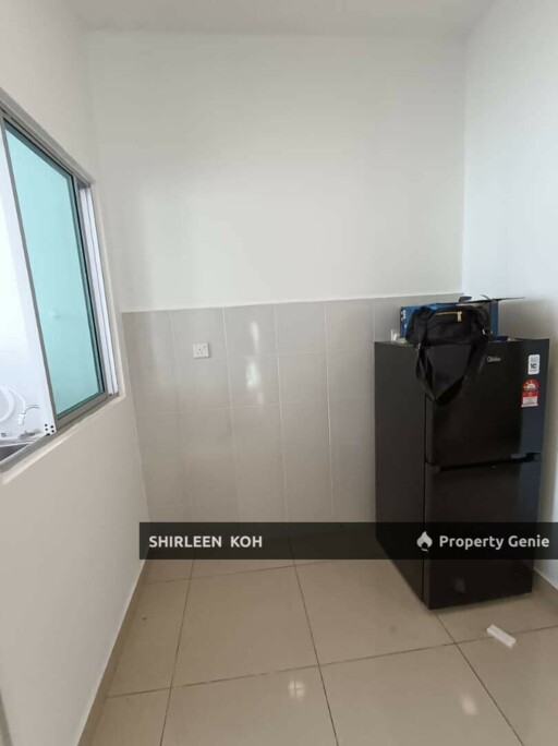 Room for Rent at Aliff Avenue @ Damansara Aliff Tampoi