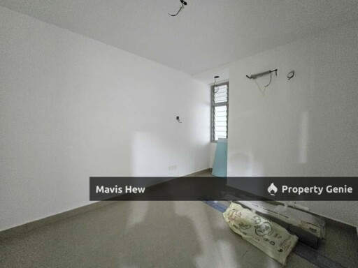 For Rent, Adda Height Townhouse, 1 Carpark, Partial Furnished