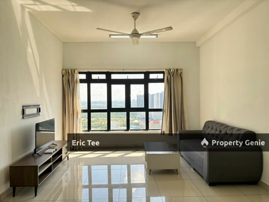 Meridin Medini 3 Bed For Rent