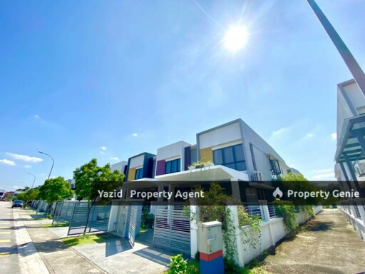 ENDLOT Dahlia Clover Double Storey Terrace, Seksyen U12 Shah Alam