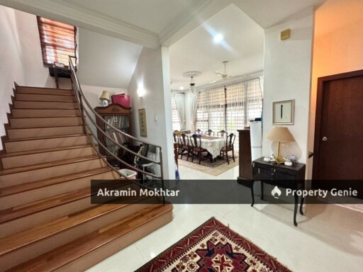 Freehold & Nice Garden | Double Storey Bungalow Kampung Tunku SS1, Petaling Jaya