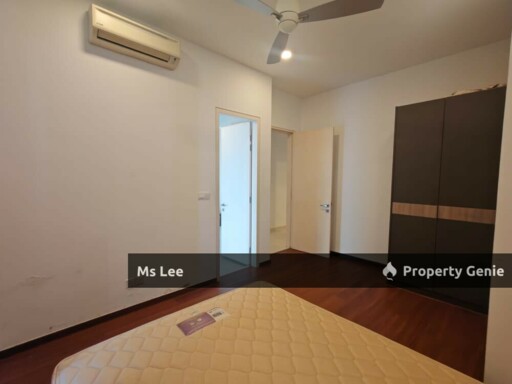 Mirage Residence @ KLCC-Near MRT, Level 10 with Balcony, Good for Investment