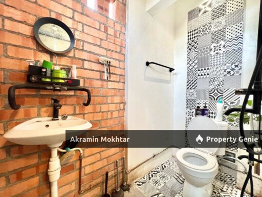 [Renovated] End Lot Double Storey, Taman Bukit Permata @ Batu Caves