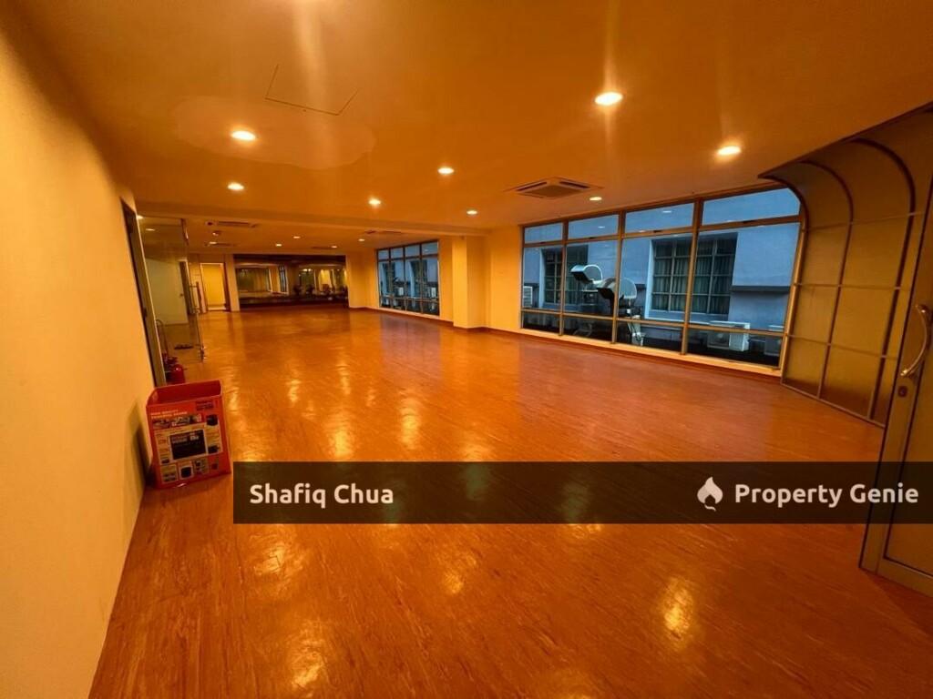 3 Two Square Business Centre