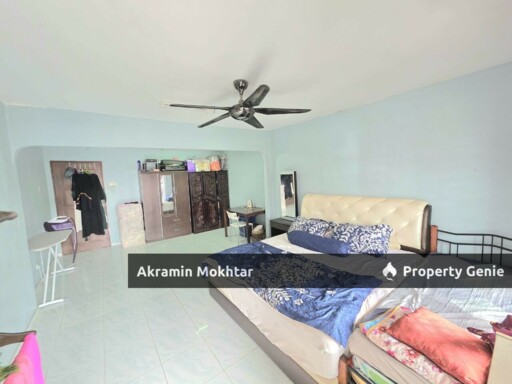 Fully Renovated & " Bebas Banjir" | 'Teres 2 Tingkat Seksyen 18, Shah Alam