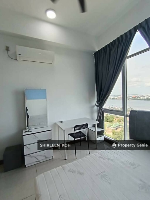 Female Room for Rent at Paragon Suites @ CIQ JB Town