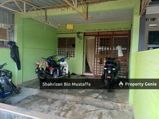 Taman Suria, Simpang Renggam